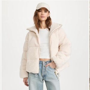 NWT - Varley Wilkins Sherpa Puffer Jacket